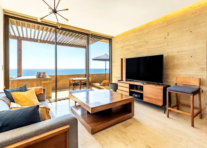 Panoramic Ocean View Hot Tub